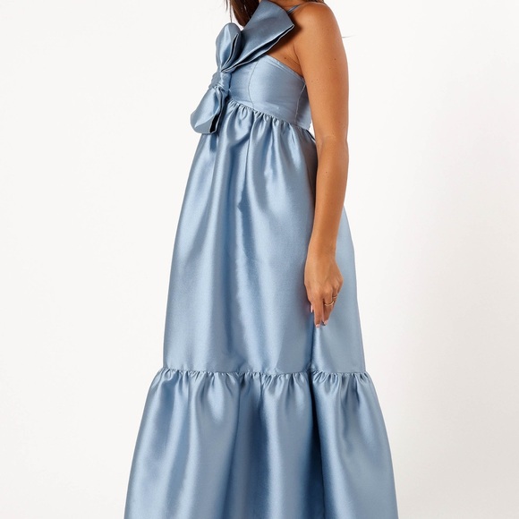 Petal & Pup Blue Fabric Gown - Picture 2 of 9